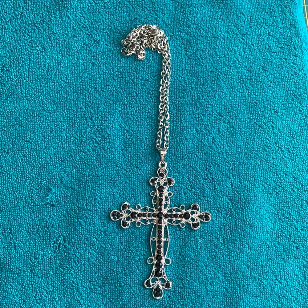 Women’s necklace